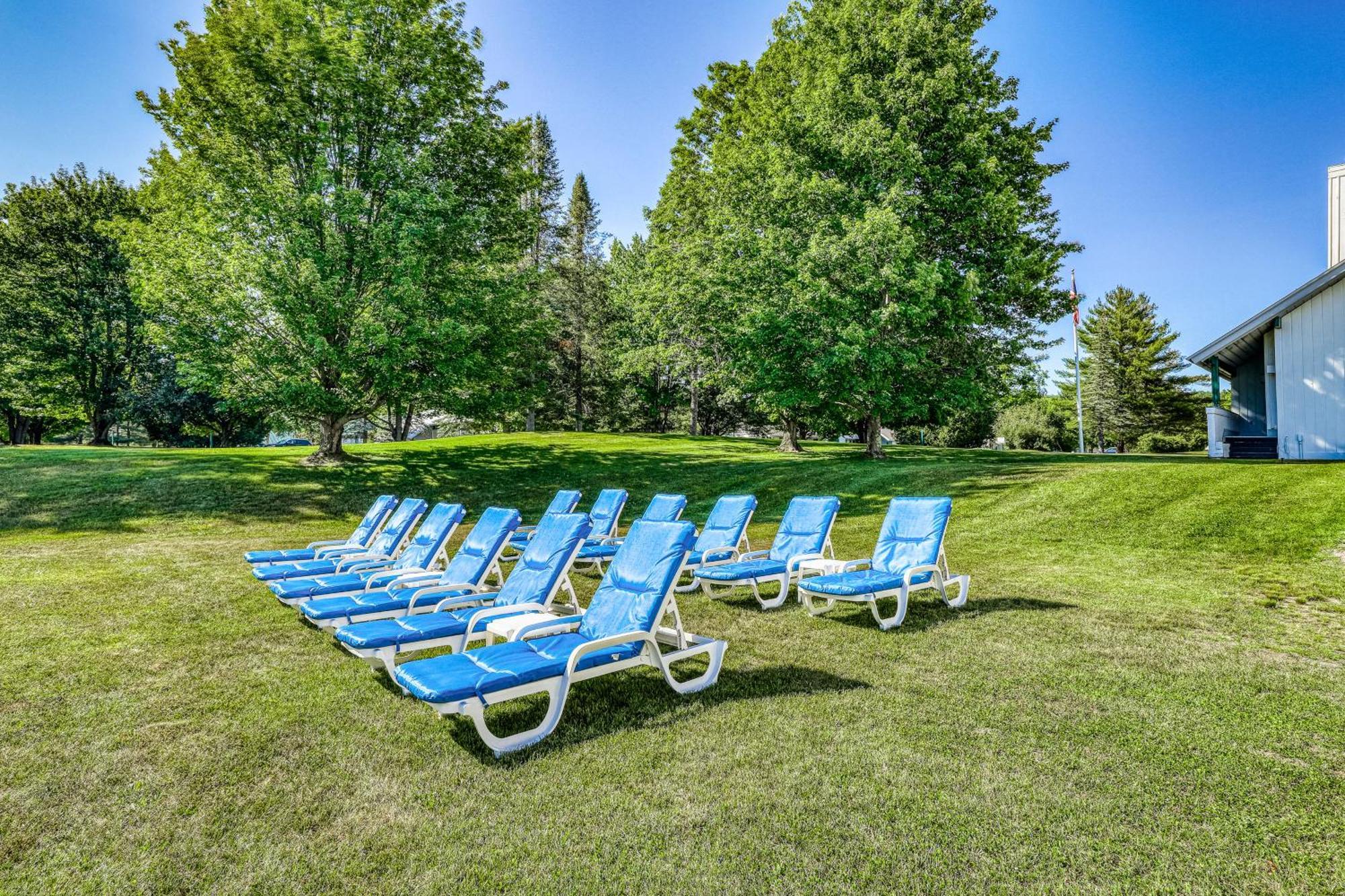 Village Green II ستو الغرفة الصورة